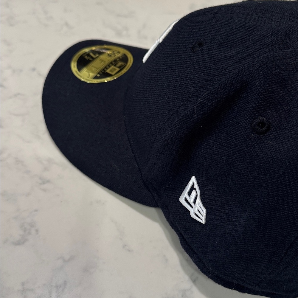 NEW ERA DETROIT TIGERS Navy Fitted Cap White Detroit D Logo Low Profile 7 1/2 - Picture 4 of 11
